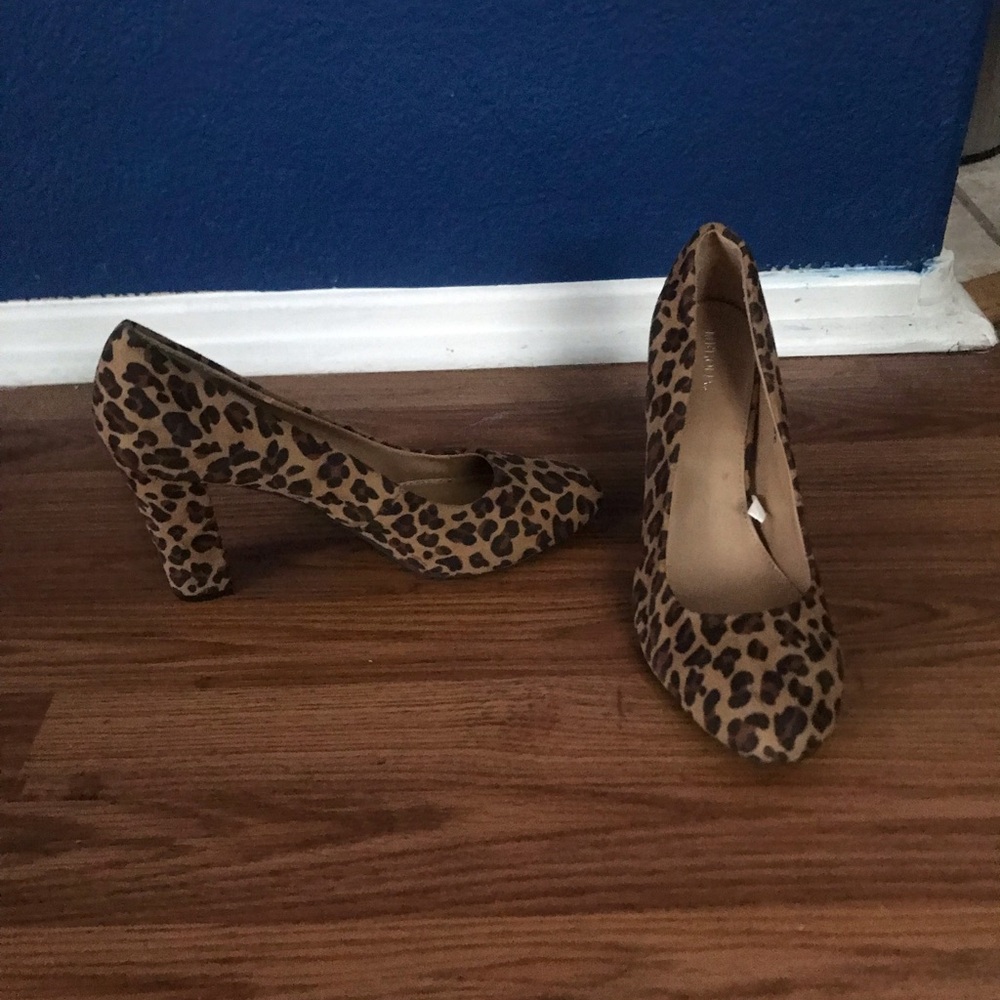Animal print thick heels